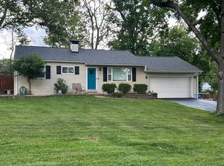 125 Highview Dr, Ballwin, MO