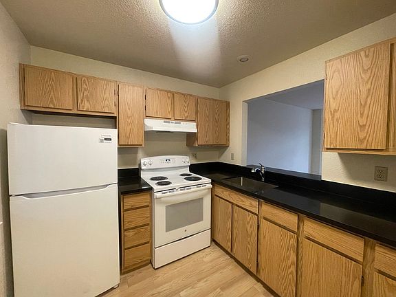 4th image of 3514 25th St #102