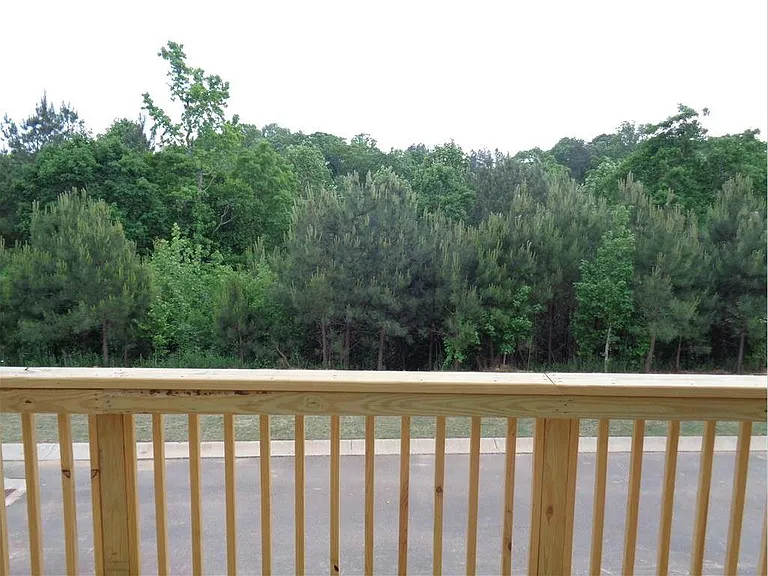 661 Sunset Park Dr — Photo 15
