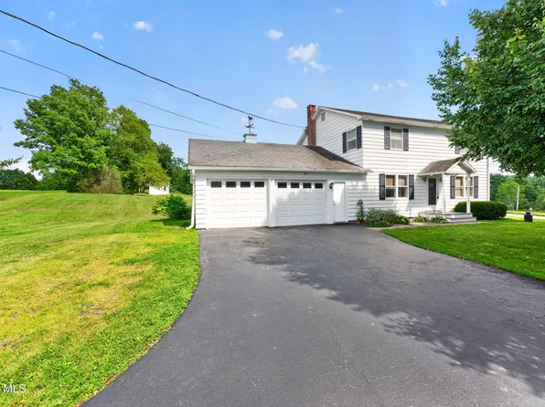 97 Newman Road, Shushan, NY 12873