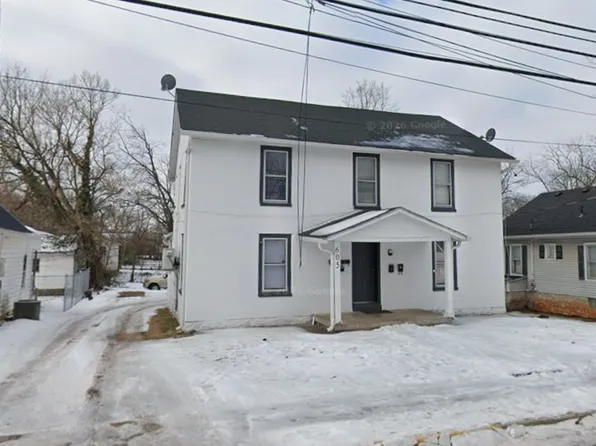 605 Woodford Avenue