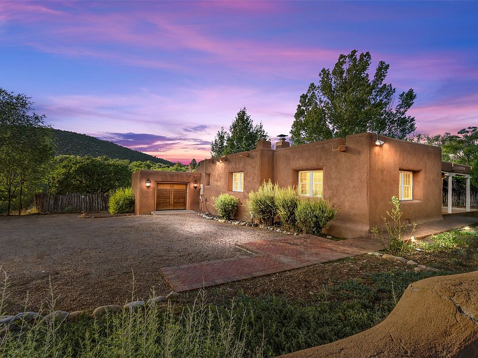 1st image of 1523 Upper Canyon Rd