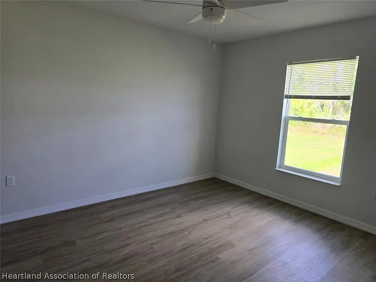 7014 San Bruno Dr — Photo 2