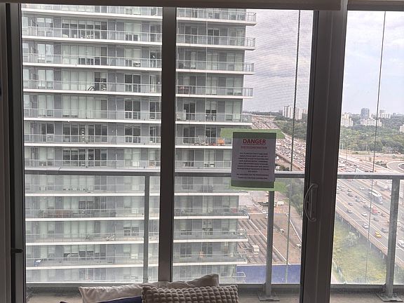3rd image of 115 McMahon Dr #2107