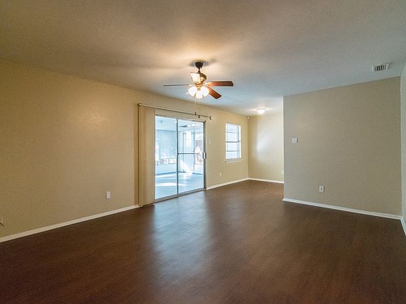 3rd image of 12104 Bishop Dr