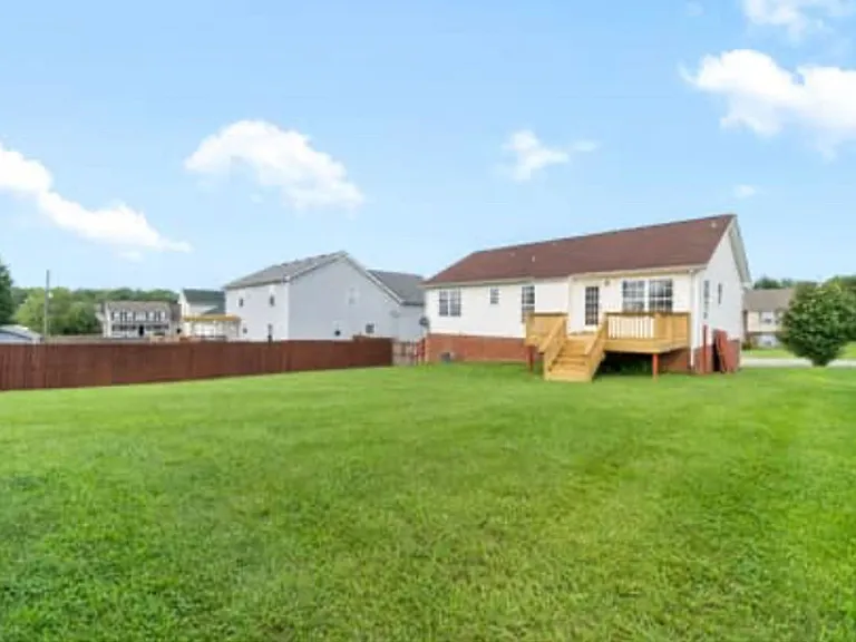 3404 Bradfield Dr — Photo 27