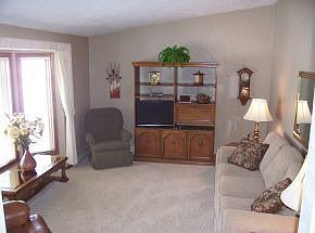 3rd image of 2890 Sleepy Hollow Dr