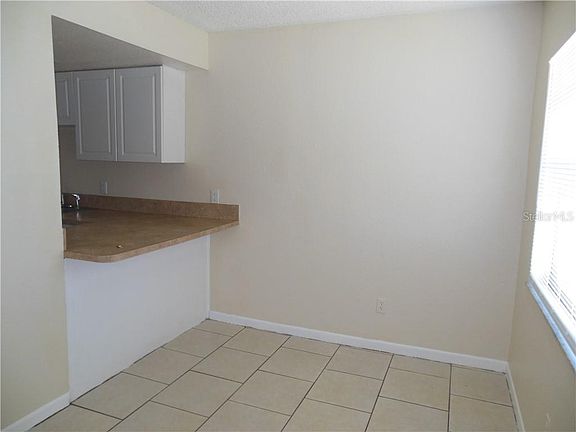 4th image of 4101 32nd St N APT A