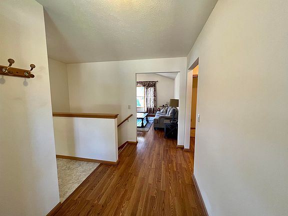 4th image of 3826 Mallard Ln