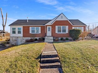 716 Nutwood St, Bowling Green, KY 42103