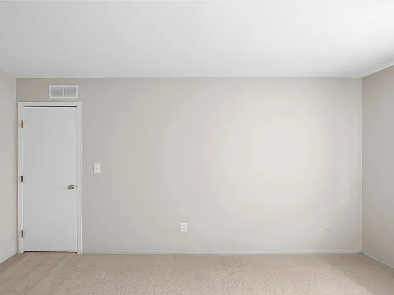 7362 Manor Cir #203 — Photo 15