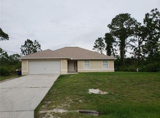 2020 McArthur Ave, Alva, FL 33920