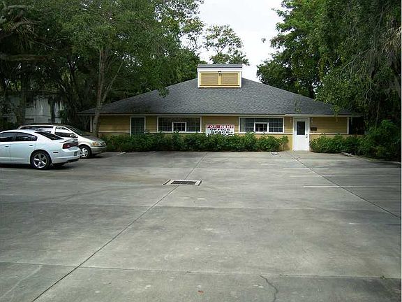 3rd image of 2147 10th Ave