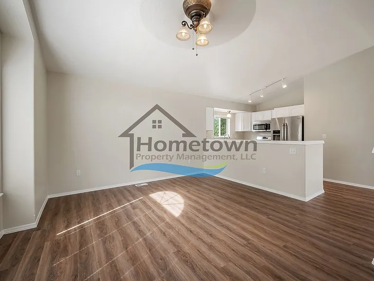 3019 N Alfalfa Loop — Photo 7