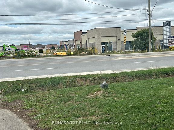 3rd image of 11850 Airport Rd