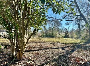 117 Thomas St, Center, TX 75935