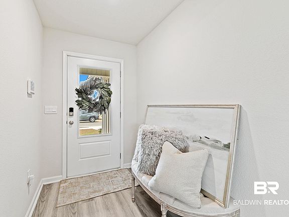 4th image of 22084 Aleutian Ave