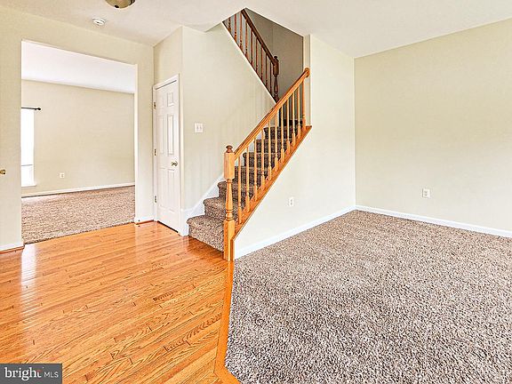 4th image of 2215 Blue Spruce Dr