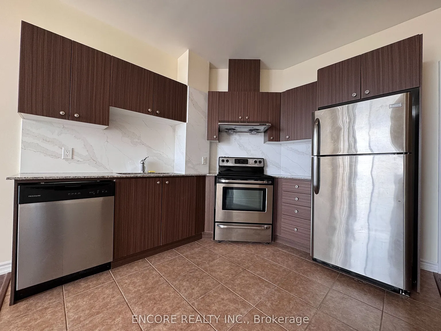 2 bed, $2,200 — Photo 3