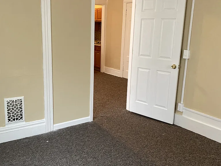62 Clay Ave — Photo 8