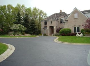 S Pleasant Hill Dr, Crete, IL 60417