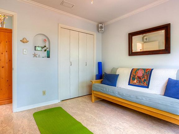 Guest/ Yoga Room