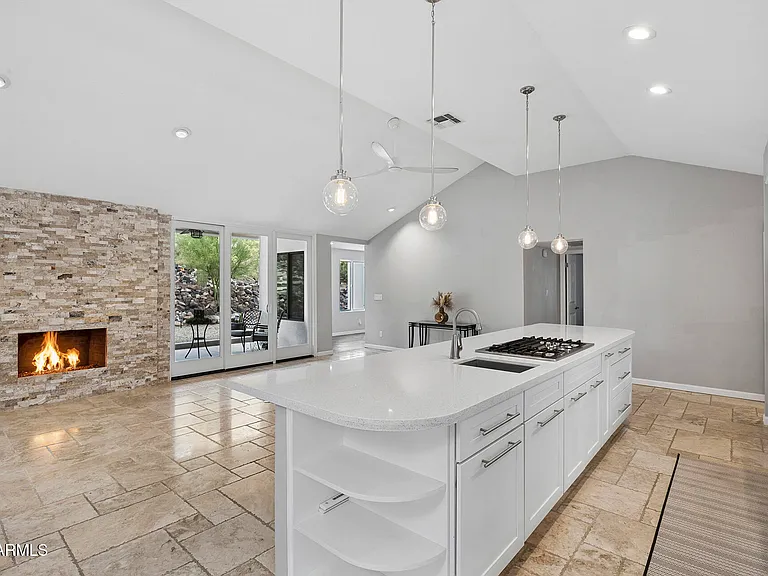 14436 N Coral Gables Dr — Photo 36
