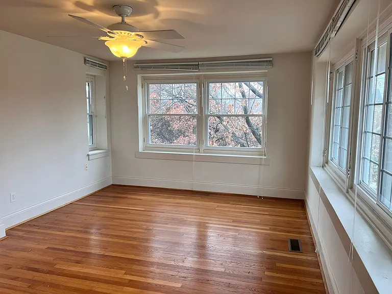 3578 Burch Ave — Photo 18