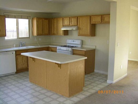 "Great kitchen for for the beginner cook or chef!"