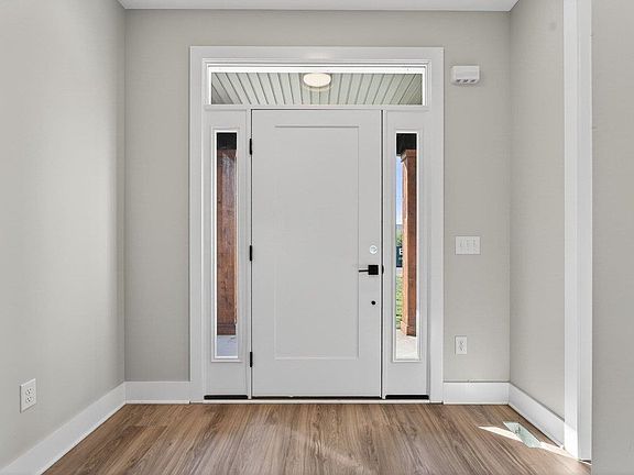 4th image of 10310 Dalmatian Dr