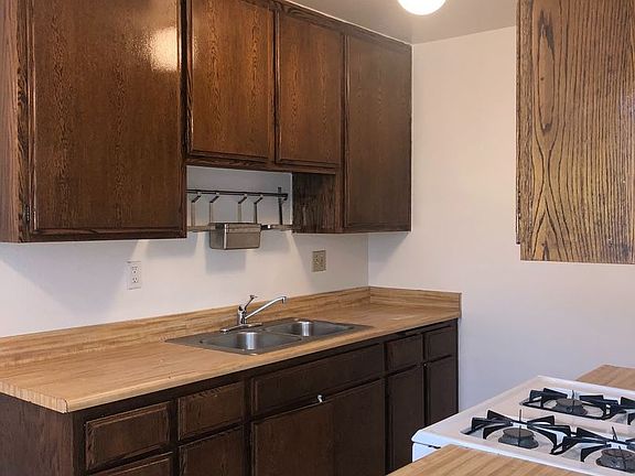5th image of 1616 W 218th St APT 6