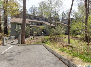 127 Old Farms Rd #127, Torrington, CT 06790
