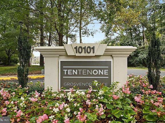2nd image of 10101 Grosvenor Pl APT 505