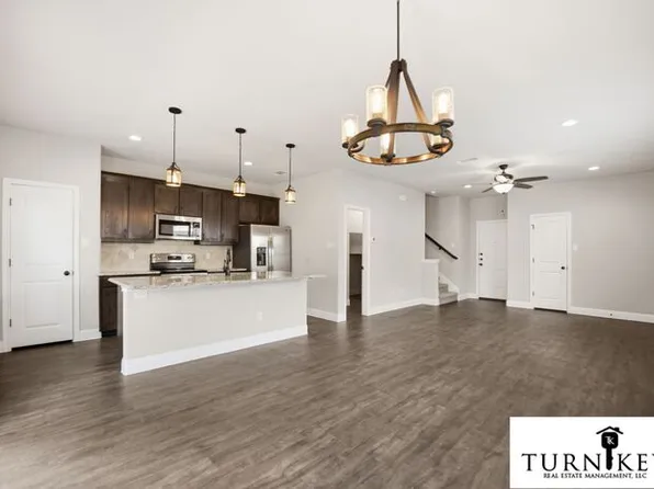 821 Jameson St, Weatherford, TX 76086