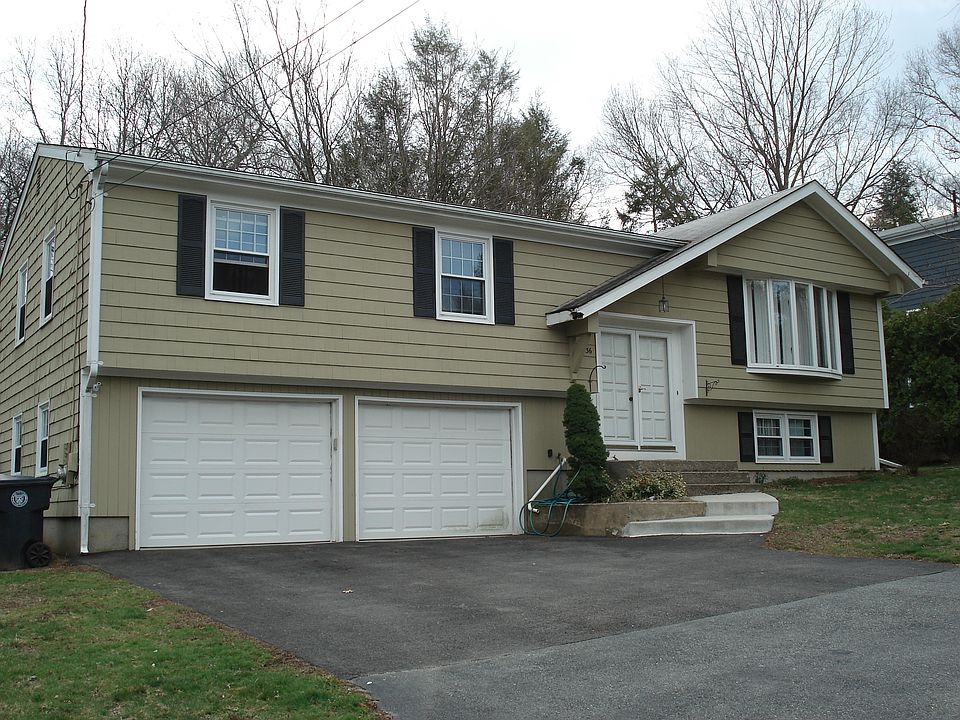 1st image of 36 Wampum Dr