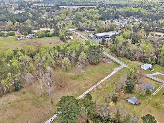5th image of 1376 Pony Farm Road