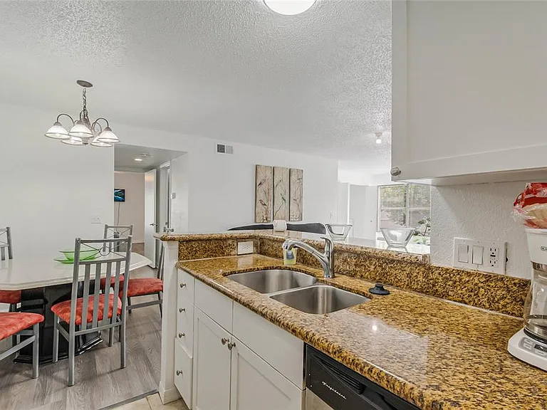 5120 Conroy Rd #28 — Photo 32