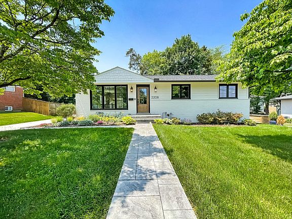 5th image of 2208 N Early St