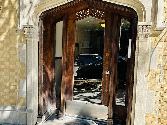3rd image of 5253 N Rockwell St APT G