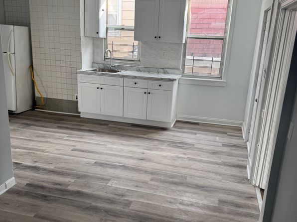 120 Waverly St APT 1