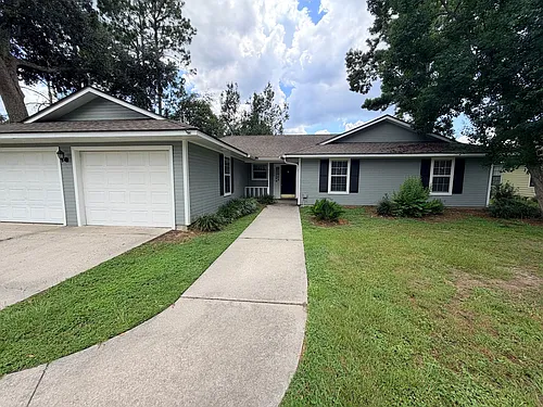 2848 Willow Wood Cir Photo 1