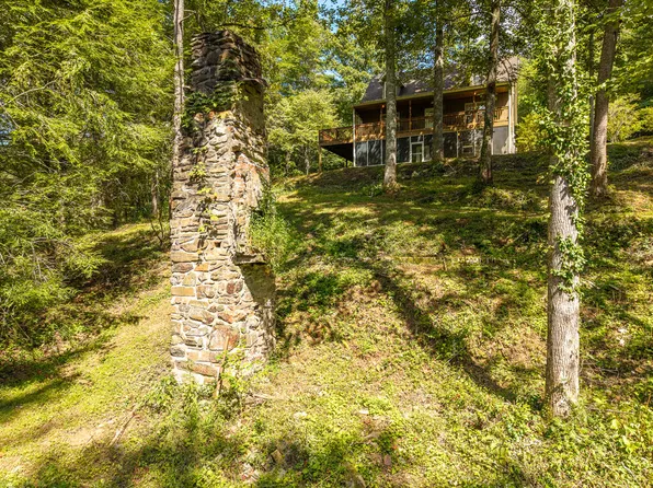 4126 Zion Hill Rd, Ellijay, GA 30540