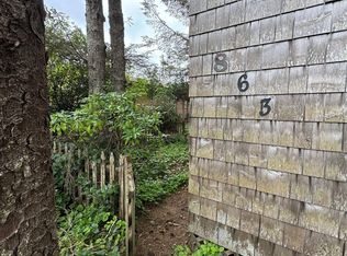 863 Magellan Ave NE, Ocean Shores, WA 98569