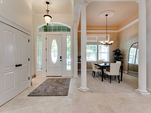 5th image of 3473 Riverplace Dr