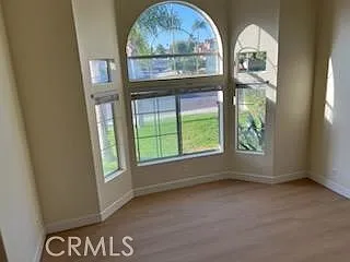 4 bed, 2.5 bath, 2394 sqft, $4,600 — Photo 2