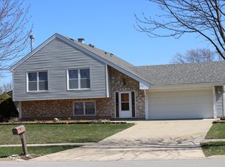 257 Winston Ln, Bloomingdale, IL