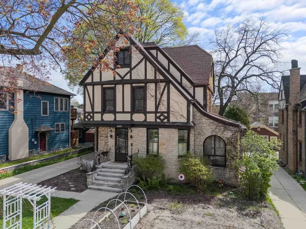 409 North Center Street, Beaver Dam, WI 53916