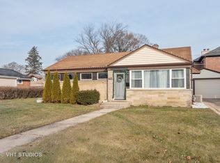 7136 Beckwith Rd, Morton Grove, IL 60053