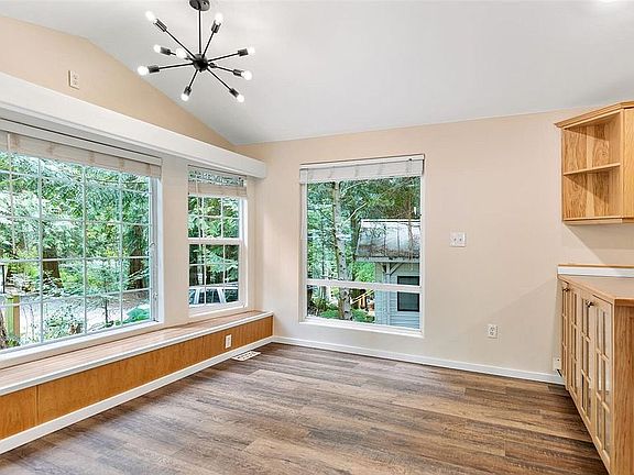 4th image of 12015 Marine Dr #448