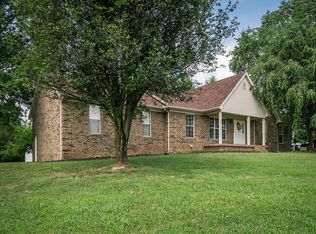 5014 Old Heady Rd, Louisville, KY 40299